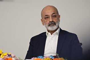 توجه ویژه فرزین به ارز صادراتی بورس را سبزپوش کرد/ تالار امتیاز ارز صادراتی مشوق صادرکنندگان