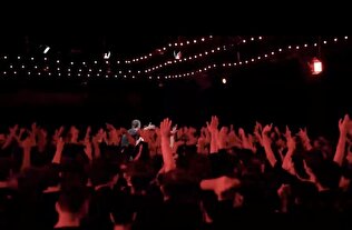 ما که نمردیم بیافته پرچم