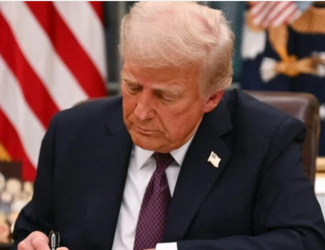 ترامپ تعرفه‌های ۳۰ درصدی بر اتحادیه اروپا و مکزیک وضع کرد