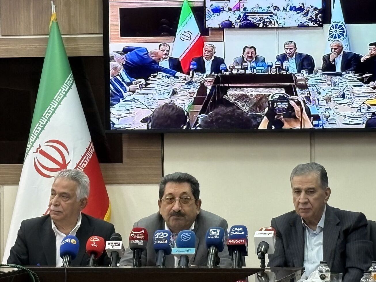 مدت زمان بسته حمایت از تولید تمدید می‌شود  ترخیص یک میلیون و ۳۰۰ هزار تن کالا از گمرکات