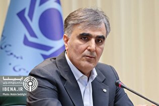 بازدید رئیس‌کل بانک مرکزی از شعب بانکی تهران/ خدمت رسانی بانک‌ها ادامه دارد