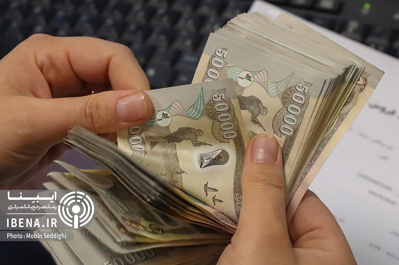 فروش ۳۶۸ میلیارد دینار عراق در اربعین ۱۴۰۴ بیش از ۲ میلیون زائر اربعین ارز گرفتند