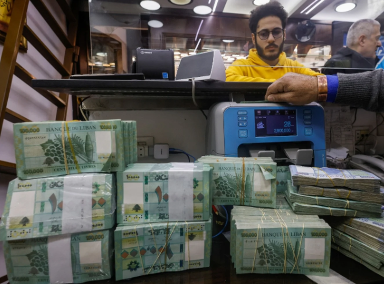 استاندارد‌اند پورز رتبه اعتباری لبنان را علیرغم مشکلات اقتصادی ارتقا داد