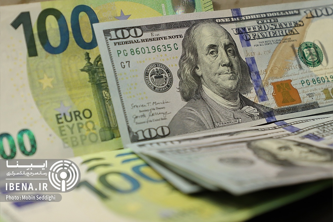 قیمت دلار و یورو در مرکز مبادله ایران؛ پنج‌شنبه ۱۳ شهریور