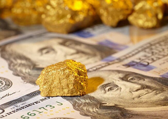 سیر نزولی قیمت طلا و سکه با کاهش نرخ ارز/ اثر افزایشی طلای جهانی خنثی شد