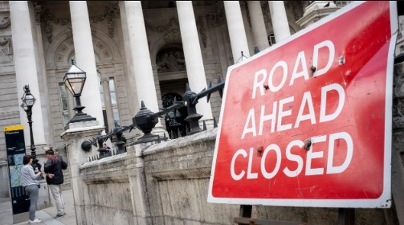 رکود اقتصادی و رشد صفر درصدی؛ چالش‌های بانک انگلستان