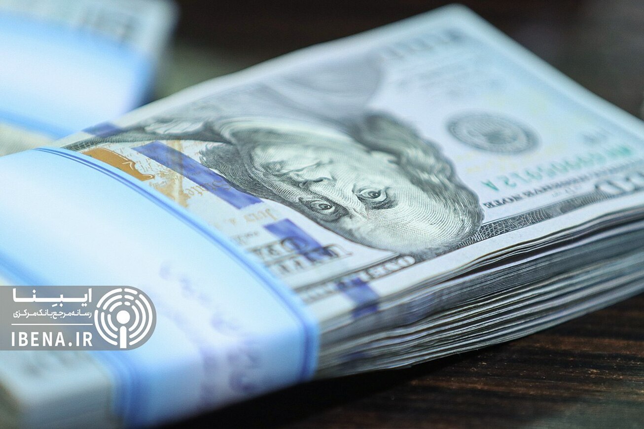 قیمت دلار و یورو در مرکز مبادله ایران؛ دوشنبه ۲۴ شهریور
