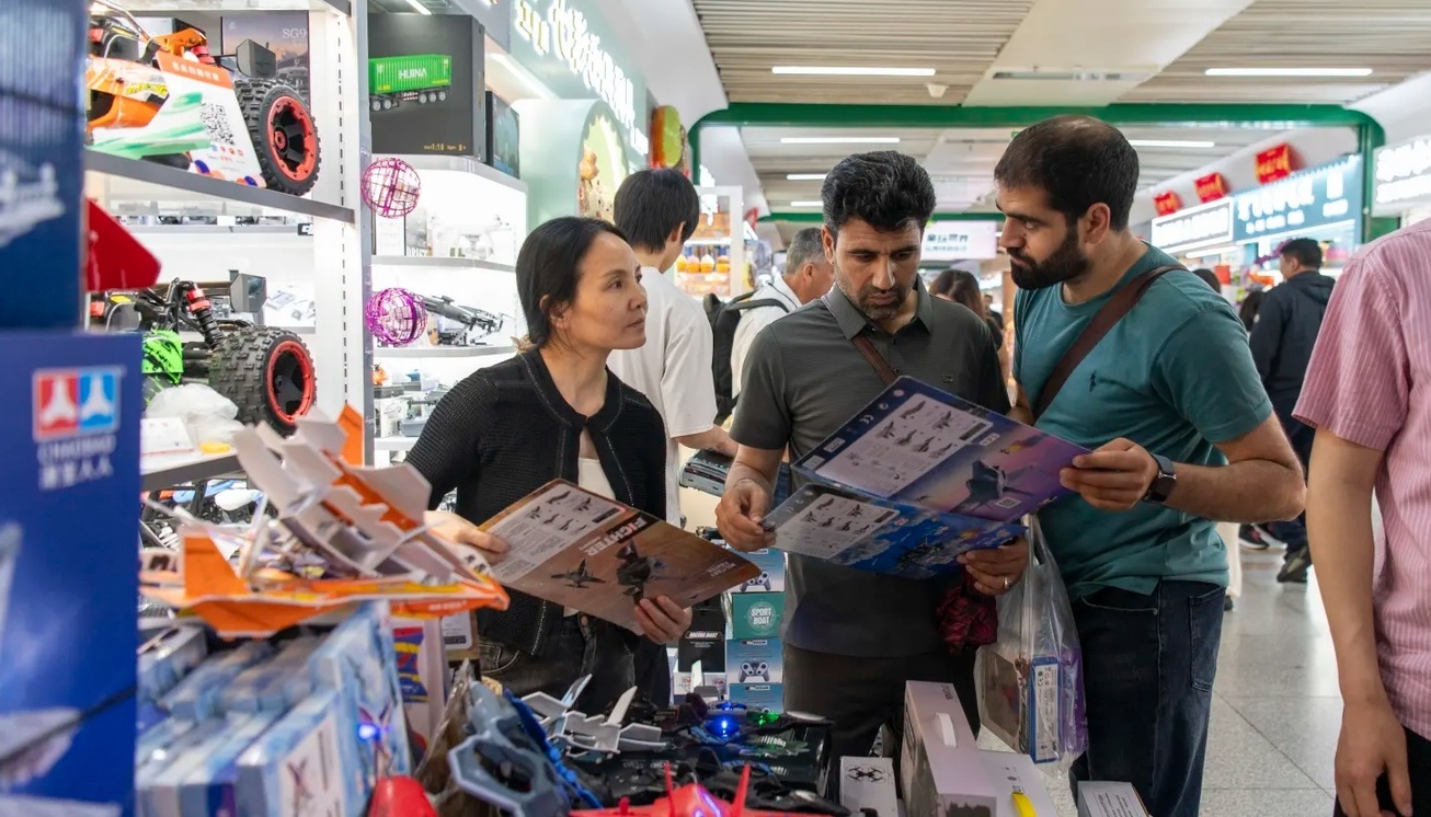 نشانه‌های تلاش چین برای کاهش وابستگی به آمریکا و گسترش بازارها