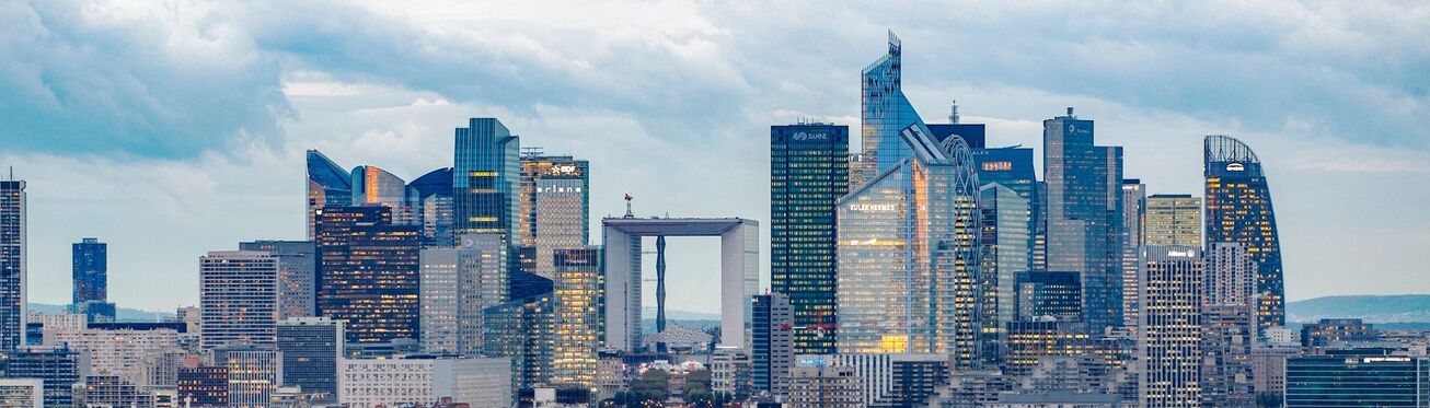 رشد سریع موسسات مالی غیربانکی: فرصت‌ها و تهدید‌ها برای ثبات مالی جهانی