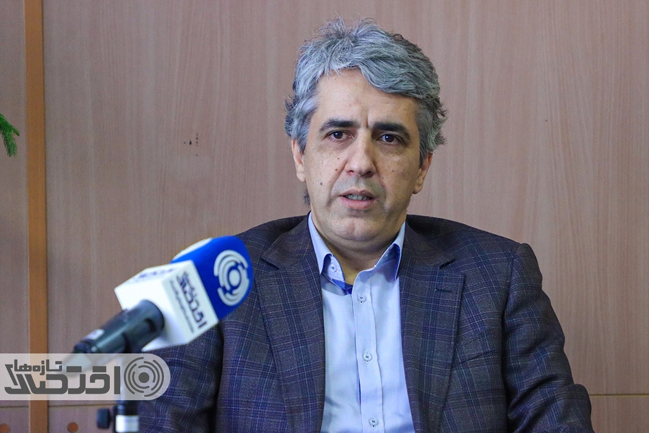 تداوم سیاست تثبیت مهم‌ترین اولویت بانک مرکزی باشد