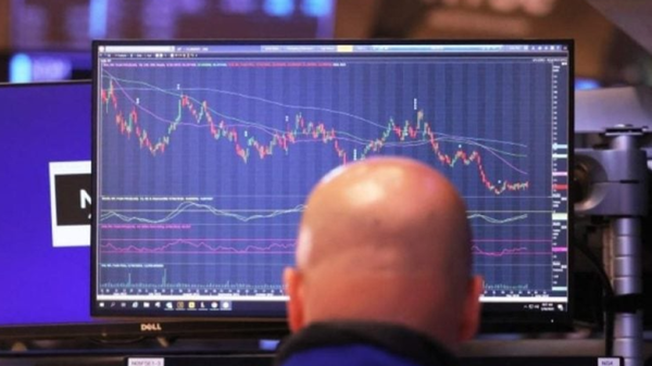 بازار سهام اروپا با بحران فرانسه فرو ریخت