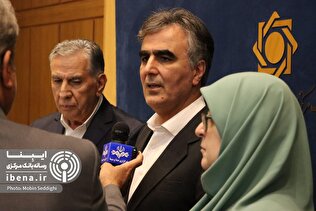 اتخاذ سیاست‌های پولی و ارزی در مسیر بازگشت اقتصاد به رشد و توسعه