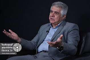 فشار بر نرخ ارز به دلیل انباشت نقدینگی در سال‌های طولانی