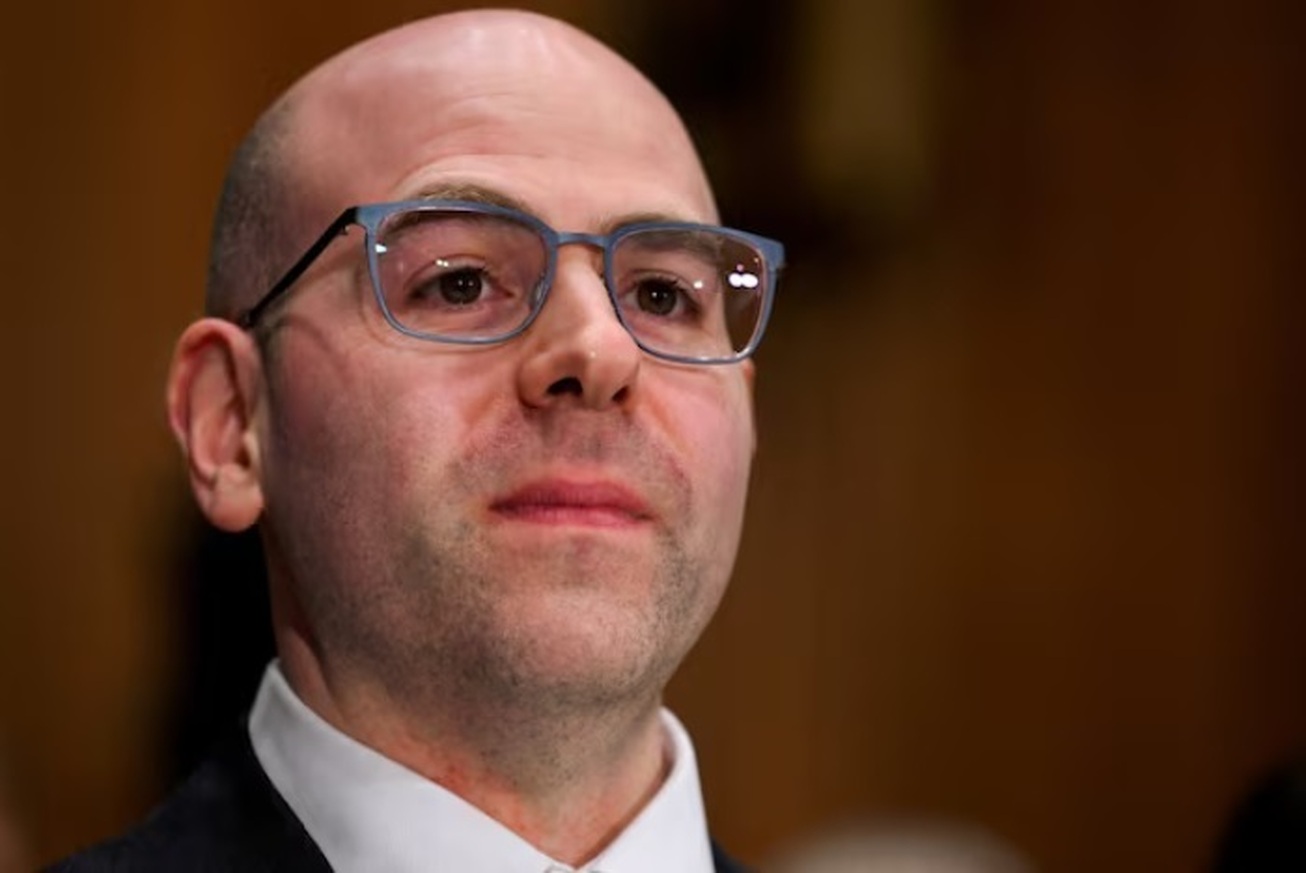 انتقاد میران از تحلیلگران: نرخ بهره باید سریع‌تر کاهش یابد