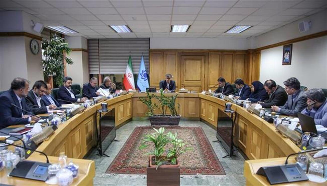 تقدیر فرزین از حمایت‌های رئیس قوه قضائیه/ دارایی‌ها و بدهی‌های بانک آینده سابق با دقت و سرعت تعیین تکلیف می‌شود