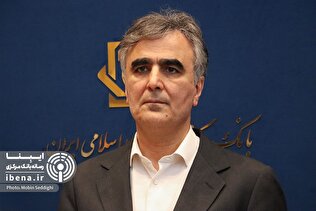 فرزین: بانک آینده پس از دو دهه ناترازی، تعیین تکلیف شد/ بانک مرکزی مسئول صیانت از سپرده‌های مردم