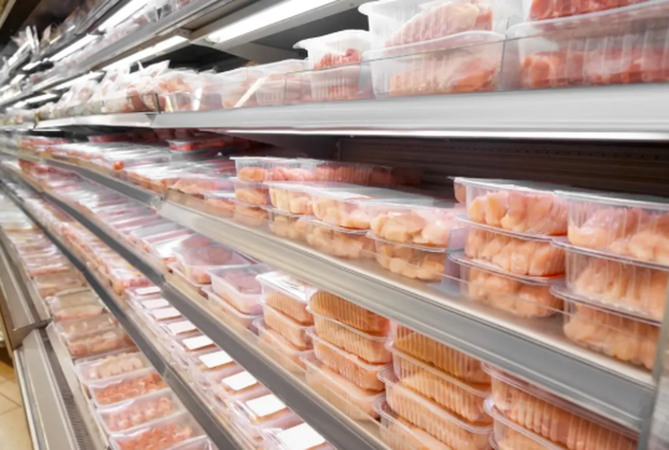 جمع‌آوری چندین تن مرغ آلوده شرکت آمریکایی از بازار