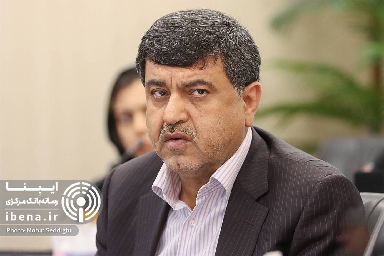 جذب دلار‌های خانگی برای تولید با راه‌اندازی صندوق‌های ارزی