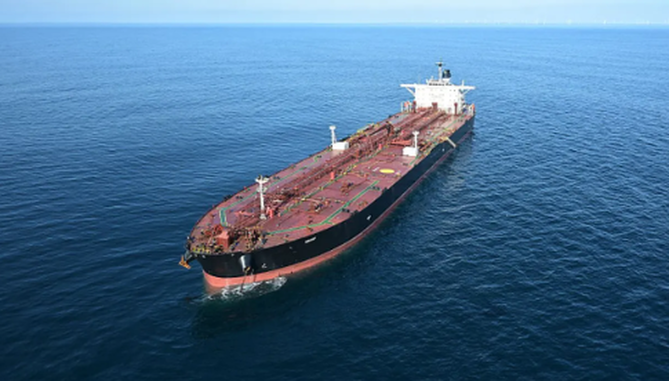 کاهش قیمت نفت و سهام انرژی با پیشنهاد صلح ترامپ برای اوکراین