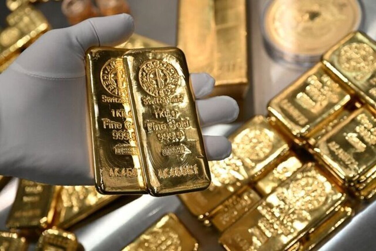طلای جهانی متوقف شد