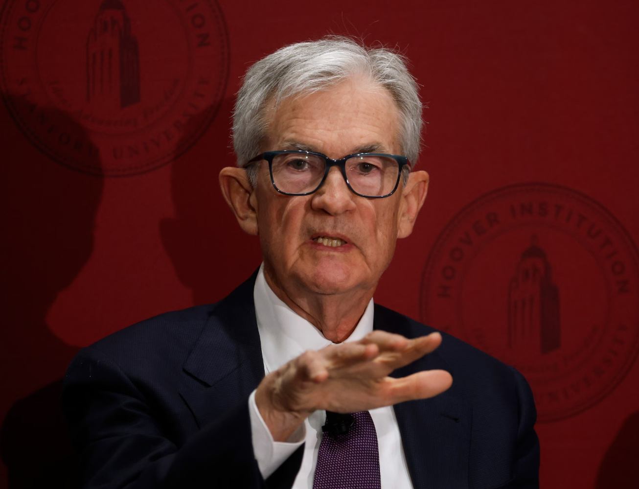 فدرال رزرو در آستانه تصمیم‌گیری نهایی در سالی پرتنش