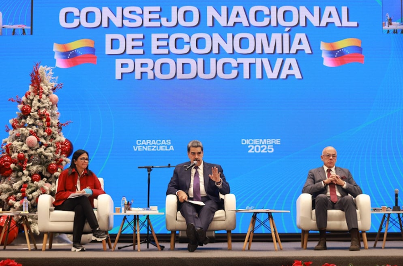 مادورو: به سمت یک کشور با کارایی اقتصادی بیشتر در حرکت هستیم