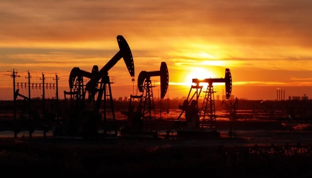 بازار نفت در نقطه شکست/ چرا توقف جنگ قیمت&zwnj;ها را کاهش نمی&zwnj;دهد؟