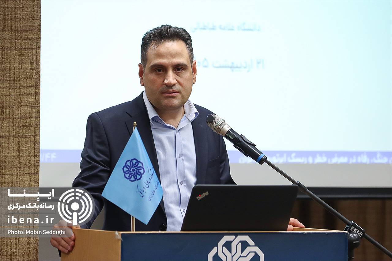 نسخه کارشناسان برای مهار تورم و عبور از نااطمینانیها نسخه کارشناسان برای مهار تورم و عبور از نااطمینانیها