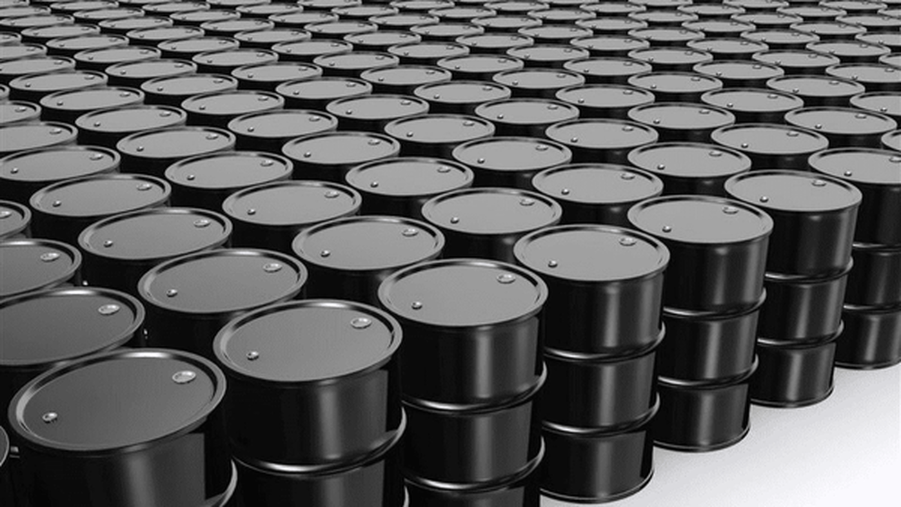 نفت در سایه نگرانی معامله&zwnj;گران بالاتر رفت