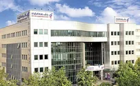برگزاری میز ارتباطات مردمی بانک رفاه کارگران به مناسبت هفته دولت