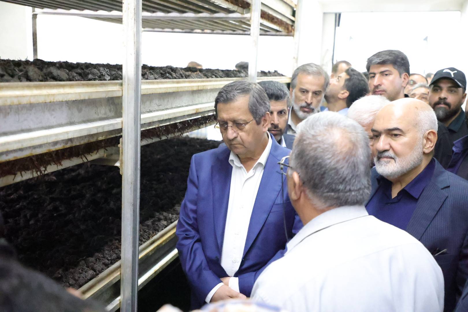 در سفر رئیس‌کل بانک مرکزی به خوزستان چه گذشت؟