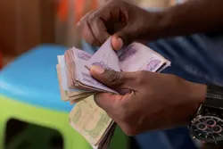 بانک مرکزی اتیوپی میلیارد&zwnj;ها دلار خرج کرد، اما &laquo;بِر&raquo; ریخت