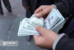 پشت پرده اختلاف قیمت عجیب دلار از &laquo;مجازی&raquo; تا &laquo;کف بازار&raquo;