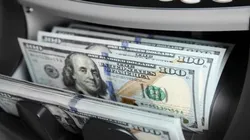 دلار افت کرد و ین تثبیت شد
