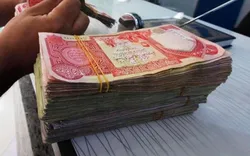 عملکرد متفاوت در پرداخت ارز اربعین/ تقدیر صاحب نظران اقتصادی از بانک مرکزی