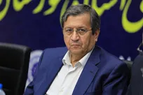 همتی: بانک مرکزی به‌موقع و با قدرت در بازار ارز مداخله خواهد کرد