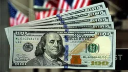 دلار در مسیر دومین کاهش هفتگی متوالی