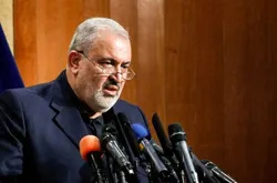 تعبیر نادرست کنترل بازار یا مهار تورم از مسیر قیمت&zwnj;گذاری/ دو نرخی شدن قیمت خودرو غیرکارشناسی بود