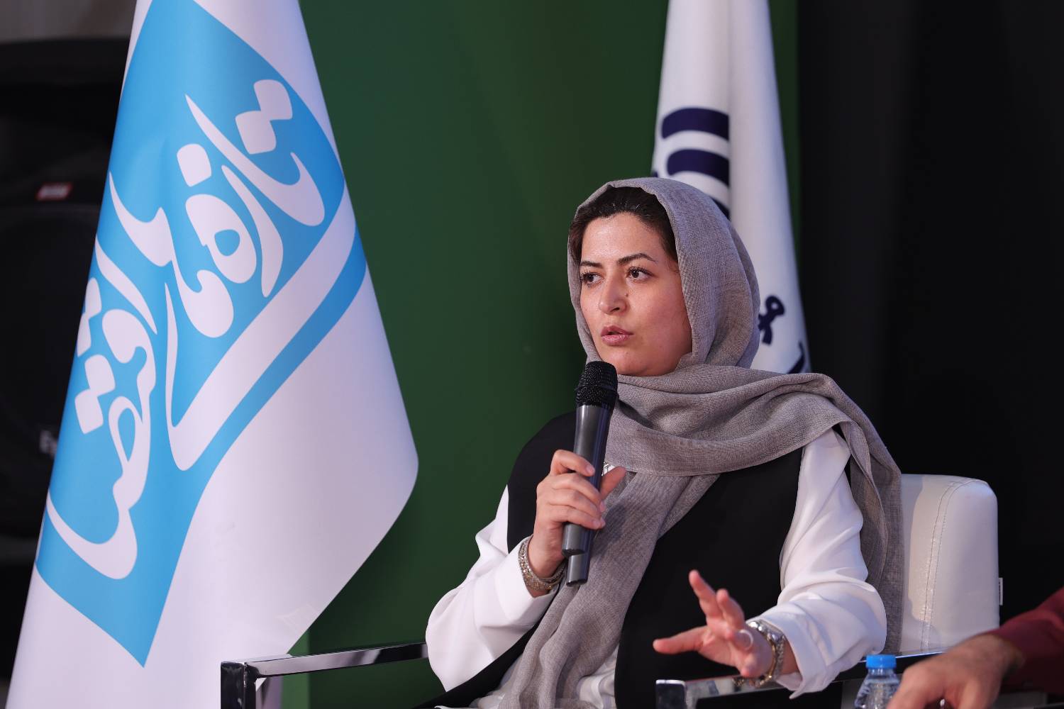 ضرورت بازنگری در آییننامه سرمایهگذاری بانکها در فناوری ضرورت بازنگری در آییننامه سرمایهگذاری بانکها در فناوری
