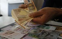 بازار ارز در گرو سیاست؛ چرا نقدینگی همه ماجرا نیست؟
