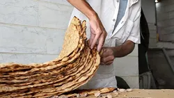یارانه نان و بنزین متفاوت است/ روزانه ۱۲ میلیون تراکنش خرید نان انجام می&zwnj;شود