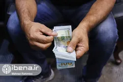 کاهش قیمت دلار و یورو در بازار توافقی سومین روز هفته
