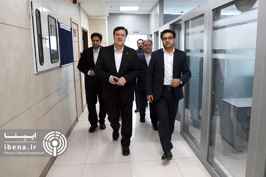 بازدید مدیر عامل بانک ملت از موسسه مطبوعاتی بازار پول و ارز