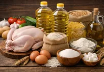 جزئیات پرداخت تسهیلات ارزی برای واردات کالا‌های اساسی تا پایان سال