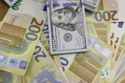 قیمت دلار و یورو در بازار توافقی چقدر شد؟