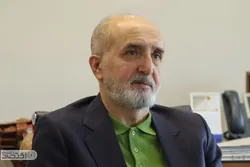 ایجاد آرامش در فضای اقتصادی، دستاورد مهم فرزین/ دولت حامی بانک مرکزی باشد