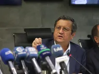 مشکلی برای تأمین ارز دارو نداریم