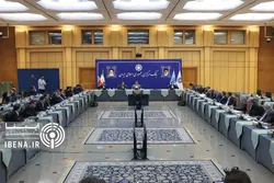 نشست هم اندیشی رئیس&zwnj;کل بانک مرکزی با اعضای اتاق بازرگانی