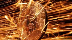 بیت&zwnj;کوین ۱۲۰ هزار دلار را هم رد کرد