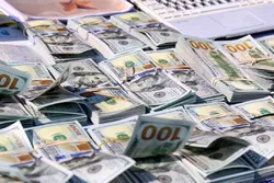 ردپای تراستی&zwnj;ها در جهش دلار؛ ارز&zwnj;های صادراتی کجای راه متوقف می&zwnj;شوند؟